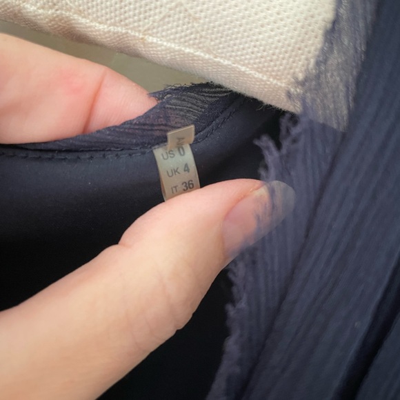 Elie Tahari gauze gown in dark navy - Picture 3 of 4